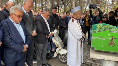 Ahmet Nur Çebi'nin kayınpederi toprağa verildi