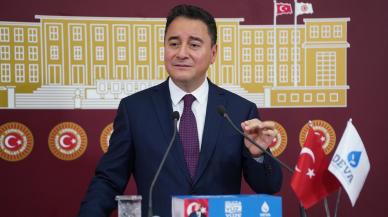 Ali Babacan iktidara seslendi, sistem değişikliğini işaret etti: 'Çözümü altın tepside sunuyorum'