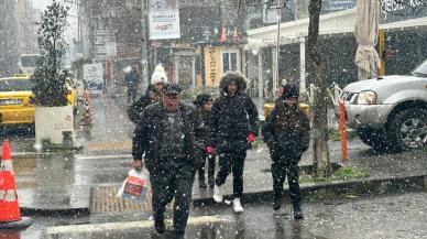 Tekirdağ'da lapa lapa kar yağdı