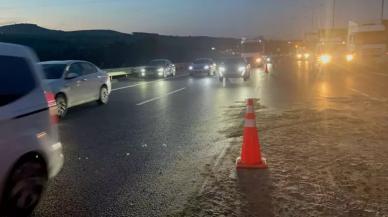 Kuzey Marmara Otoyolunda TIR karşı şeride geçerek devrildi