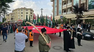 Çerkes ve Abhazlar, Kafkas Sürgünü’nde kaybettikleri ataları için yürüdü