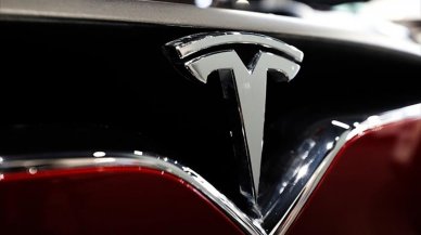 Tesla yüzbinlerce aracını geri çağıracak