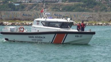 Silivri'de gönüllü dalgıçlar su altı temizliği gerçekleştirdi