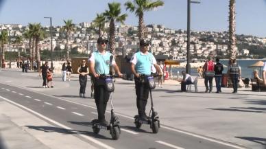 Scooterlı polis timleri sahil denetiminde