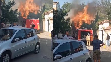 İstanbul'da ahşap binada korkutan yangın: Müdahale ediliyor