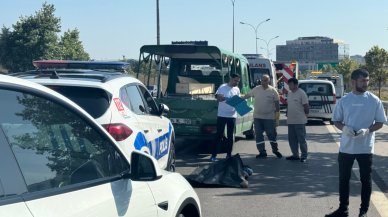 Pendik'te eşiyle sorun yaşayan adam, araçların önüne kendini attı