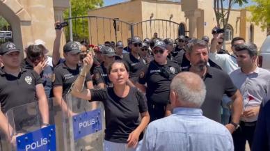 Şanlıurfa'da anma gerginliği: Polis barikat kurdu