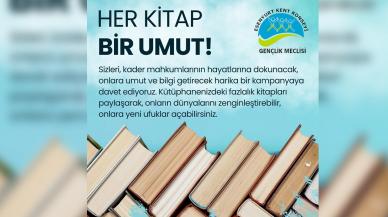 Esenyurt Kent Konseyi Gençlik Meclisi'nden kitap bağışı kampanyası: 'Her kitap bir umut'