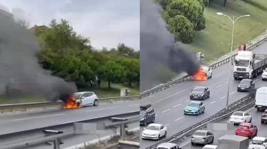 Esenyurt'ta araç yangını! Otomobil kullanılamaz hale geldi