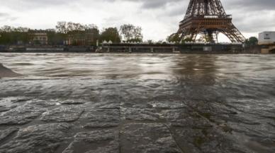 Paris Belediye Başkanı aksini savundu: 'Sen Nehri temiz, hasta olan ya da yarıştan çekilen sporcu yok'