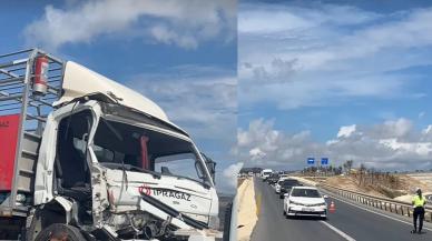 Çatalca'da tüp yüklü kamyonet kaza yaptı, sürücü yaralandı