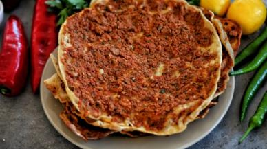 Evde lahmacun nasıl yapılır? Gelinim Mutfakta ev yapımı lahmacun tarifi ve malzemeleri