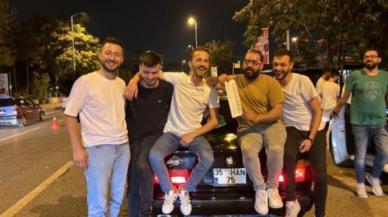 Kadıköy’de trafik denetimi: ceza yiyip otomobil önünde poz verdiler