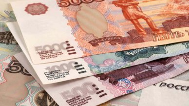 Rus bütçesi ilk çeyrekte 2,4 trilyon ruble açık verdi