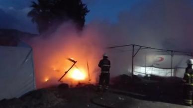 Hatay'da çadır kentte yangın