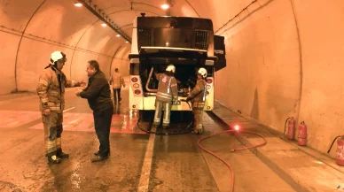 Şişli'de Bomonti Tüneli’nde otobüs yangını: Tünel araç trafiğine kapatıldı