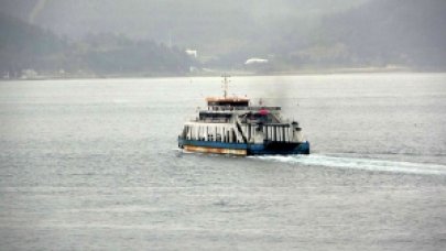 Çanakkale'de Feribot Seferlerine 'Fırtına' Engeli