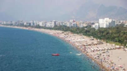 Antalya'da Deniz Suyu Sıcaklığı, Hava Sıcaklığını Geçti