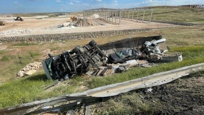 Bir acı haber de Şanlıurfa’dan: Kamyonetle tır çarpıştı, 6 kişi öldü!