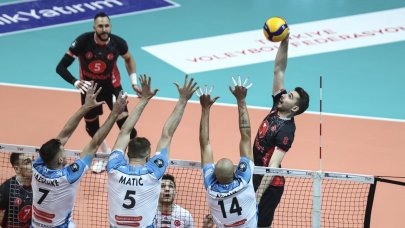 Efeler Ligi’nde şampiyon belli oluyor! Halkbank - Ziraat Bankkart voleybol final maçı ne zaman, hangi kanalda?