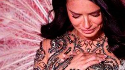 Adriana Lima son kez Victoria’s Secret defilesinde!