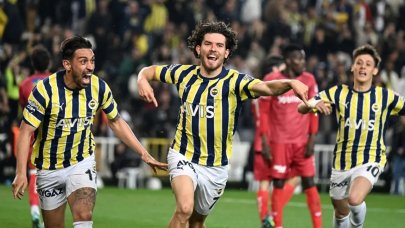 Ferdi Kadıoğlu Fenerbahçe'den ayrılıyor mu? İlk kez konuştu!