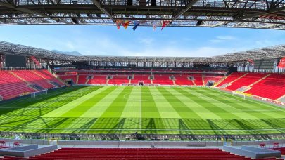 İzmir üçüncü kez futbolda finallere ev sahipliği yapacak