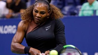 Serena Williams her şeyi sildi!