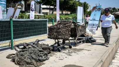 Denizden çıkanlar yok artık dedirtti! Çanak anten, alışveriş sepeti...