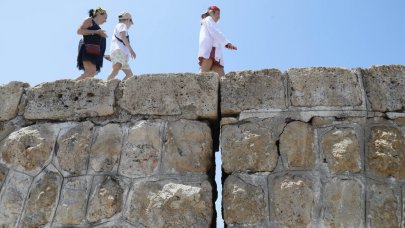 40 yıllık tarihi yapı çöküyor: 1 yılda 6 santimetre genişledi