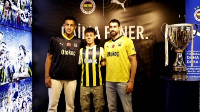 İşte Fenerbahçe'nin yeni sezon formaları