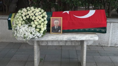 İlhami Erdil son yolculuğuna uğurlandı