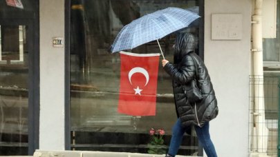 Meteorolojiden üç il için 'kuvvetli yağış' uyarısı