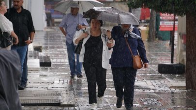 Kentte kuvvetli yağış etkili oldu