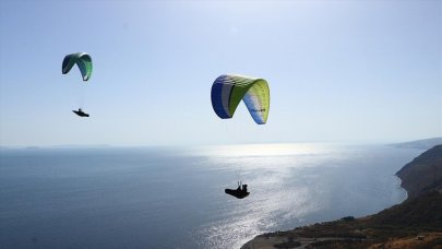 Uçmakdere, yamaç paraşütü tutkunlarını bekliyor