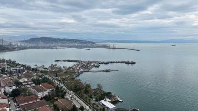 Zonguldak'ta batan geminin kayıp 7 personelini arama çalışmaları sürüyor