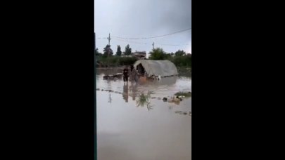 Hatay'da sokaklar göle döndü