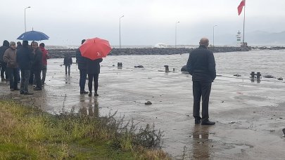 Fotoğraf faciası: 2 genç dalgalara kapıldı