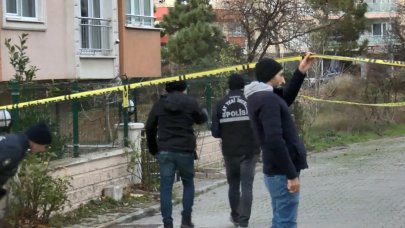 Apartmanın girişinde el bombası bulundu! Polis alarma geçti…