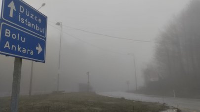 Bolu Dağı'nda sis etkili oldu, görüş mesafesi düştü!