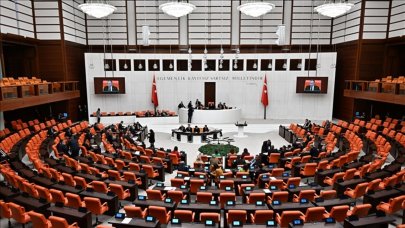 DEM Parti'nin Meclis'e sunduğu önerge AK Parti ve MHP'nin oylarıyla reddedildi