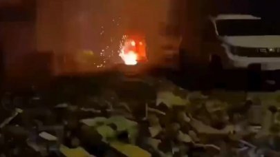 Elektrik telleri bomba gibi patladı