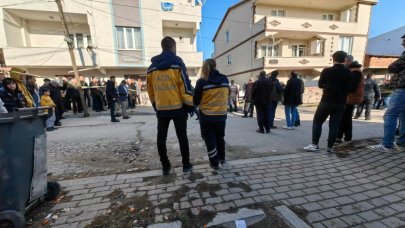 22 yaşındaki genç ara sokakta başından vurulmuş olarak ölü bulundu