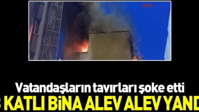 Beyoğlu'nda 3 katlı bina alev alev yandı