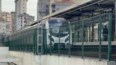 Marmaray'da raylara atlayan kişi hayatını kaybetti