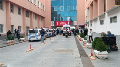 Okulda nöbetçi öğretmene bıçaklı saldırı