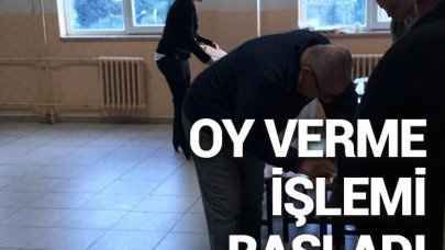 Oy verme işlemi başladı