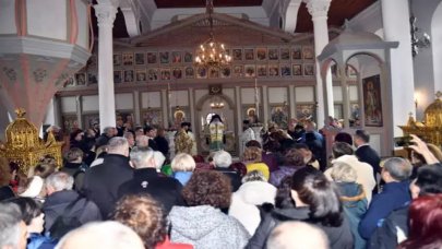 Sveti Georgi Kilisesi papazı ayinle anıldı