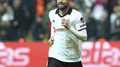 Beşiktaş'ın yeni kaptanı Burak Yılmaz