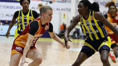 Fenerbahçe yarı finalde ilk maçını kazandı